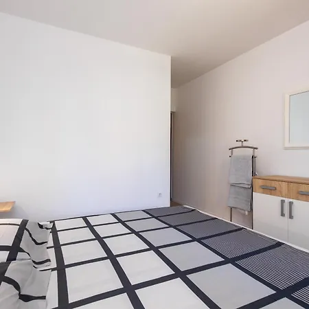 Pina Apartment Krk Town