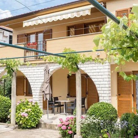 Apartmán Pina
